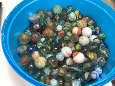 Lot 144 - Collection of marbles