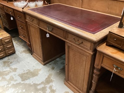 Lot 1240 - Good quality limed oak desk with red leather top