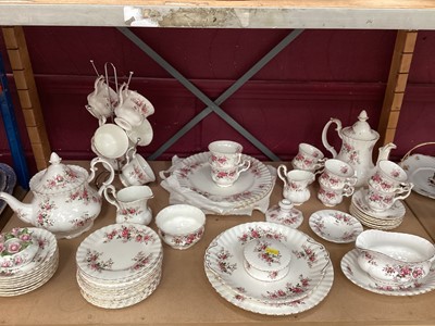 Lot 709 - Royal Albert 'Lavender Rose' tea, coffee and dinner service