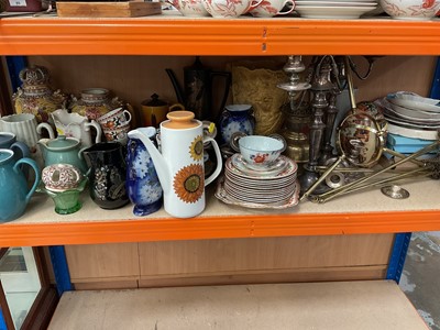 Lot 87 - Various ceramics, candlesticks and metalwares