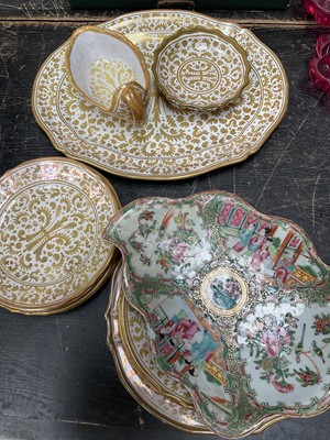 Lot 170 - Service of Italian hand painted lustreware, together with a Chinese Canton leaf shaped dish