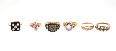 Lot 430 - Six antique and gem-set rings various