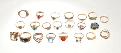 Lot 432 - Group of twenty-one 9ct gold and gem-set dress rings