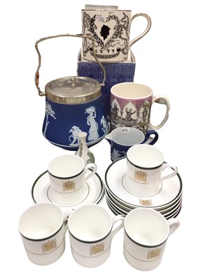 Lot 330 - Wedgwood The Queen's Silver Jubilee mug designed by Richard Guyatt, together with other Wedgwood ceramics