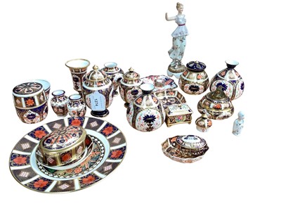 Lot 1274 - Group of Royal Crown Derby mainly pattern number 1128