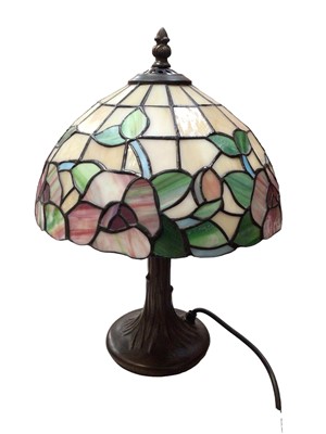 Lot 319 - Tiffany style table lamp