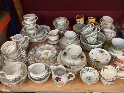 Lot 711 - Selection of tea ware, cups, saucers and side plates