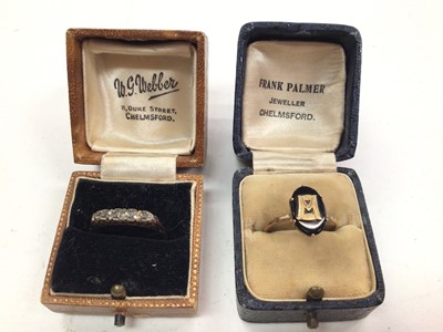 Lot 1064 - Edwardian diamond five stone ring with five old cut diamonds in 18ct gold setting and an antique gold and black onyx signet ring (2)