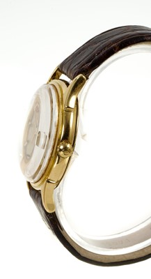Lot 525 - Gentlemens Omega 18ct gold Constellation wristwatch in original box, Hallmarked 1960.