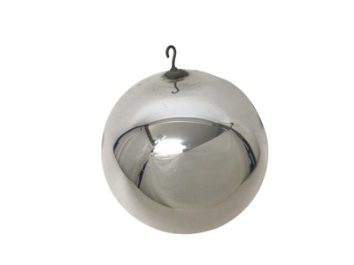 Lot 858 - Antique mirrored witch ball