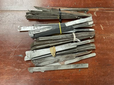 Lot 2489 - Collection of 19th century and later steel plane blades by various makers including Thomas Ibbotson & Co and others (1 box).