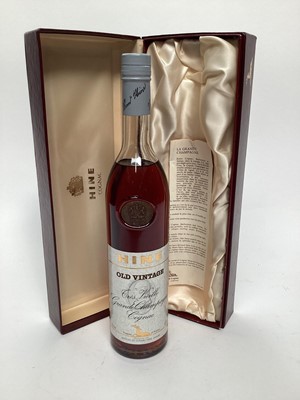 Lot 2619 - Bottle of Hine Old Vintage Crès Vielle Grande Champagne Cognac, 70cl, 40%, boxed.