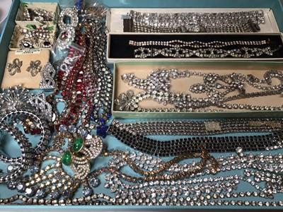 Lot 11 - Collection of vintage paste set jewellery