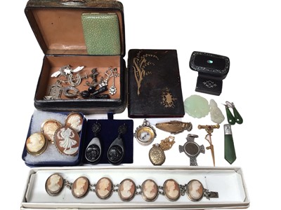 Lot 15 - Group of Victorian and later jewellery and bijouterie