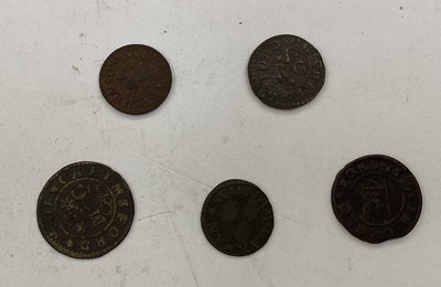 Lot 485 - G.B. - Essex Chelmsford 17th century mixed trade tokens to include Half Pennies Mary Curtis 1667 AF rare, Tho Haven 1669 Obv: Keys (Locksmith) GF rare, Farthings William Harman 1657 Obv: 3 tuns...