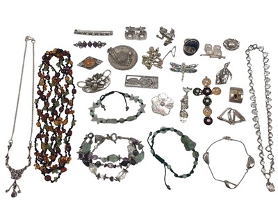 Lot 112 - Group of vintage silver and white metal jewellery and other costume jewellery