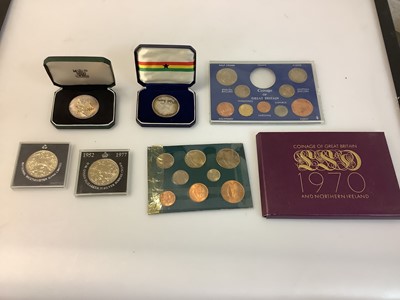 Lot 494 - World - Mixed coins & tokens to include silver - worth sorting (Qty)