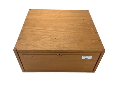 Lot 496 - Coin Cabinet - Ten draw wood coin cabinet in very good condition but without locking key (1 coin cabinet)