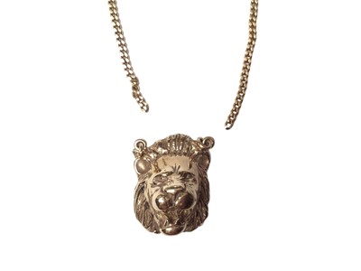 Lot 91 - Yellow metal lion head pendant on 9ct gold chain