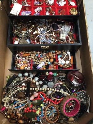 Lot 97 - Quantity of costume jewellery including jewellery boxes with contents, various beaded necklaces etc