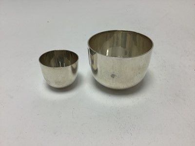 Lot 293 - Two silver tumbler cups