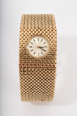 Lot 588 - 1970s ladies Zenith 9ct gold bracelet watch with circular dial on an integral 9ct gold Milanese bracelet