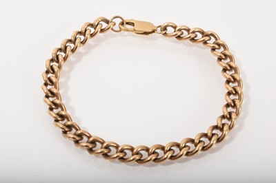 Lot 558 - 9ct gold curb link bracelet