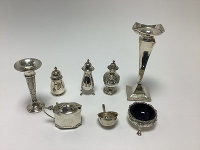 Lot 302 - Various cruets and spill vases