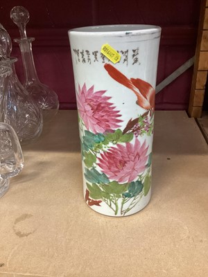 Lot 720 - Oriental ceramics