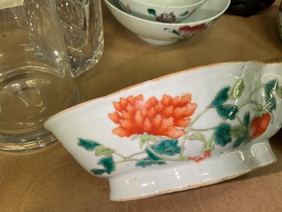 Lot 720 - Oriental ceramics