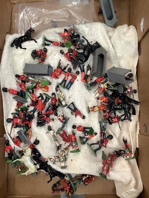 Lot 1944 - Large collection of lead and plastic soldiers to include Del Prado, Britians, Cassandra etc.