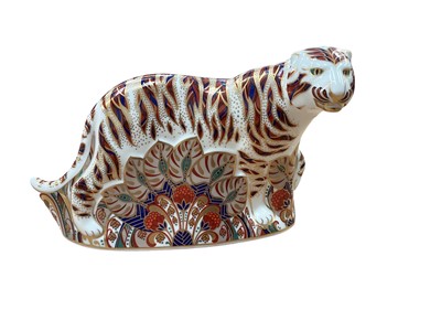 Lot 1211 - Royal Crown Derby paperweight - Bengal Tiger