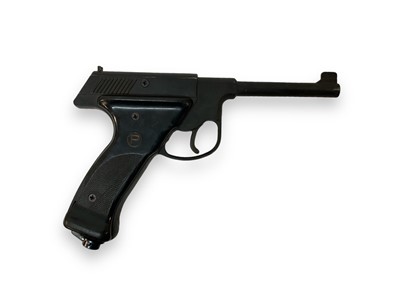 Lot 593 - 1970s American Plainsman 175 BB gun