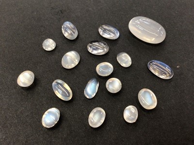 Lot 203 - Collection of unmounted moonstones