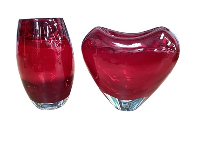 Lot 1260 - Whitefriars ruby barrel shaped vase, 15cm high together with a Murano Heart vase, 13.5cm high (2)