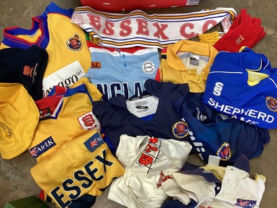 Lot 2526 - Collection of cricket related items including shirts and books