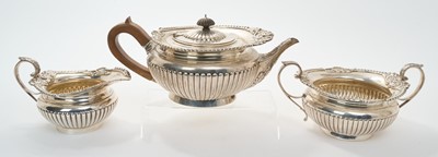 Lot 269 - Goldsmiths & Silversmiths company 3 piece teaset