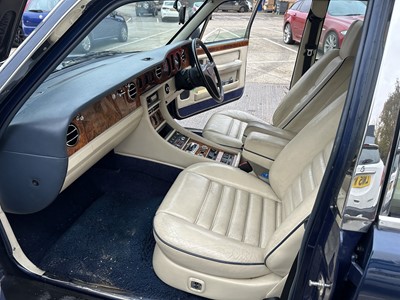 Lot 7 - 1990 Bentley Mulsanne S saloon, reg. no. 192 GUW