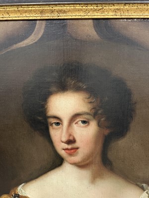 Lot 1127 - Mary Beale (1632-1697) oil on canvas - portrait of a lady, believed to be Lady Sadleir, signed and dated 1685