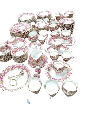 Lot 1273 - Extensive service of Royal Albert Serena pattern china