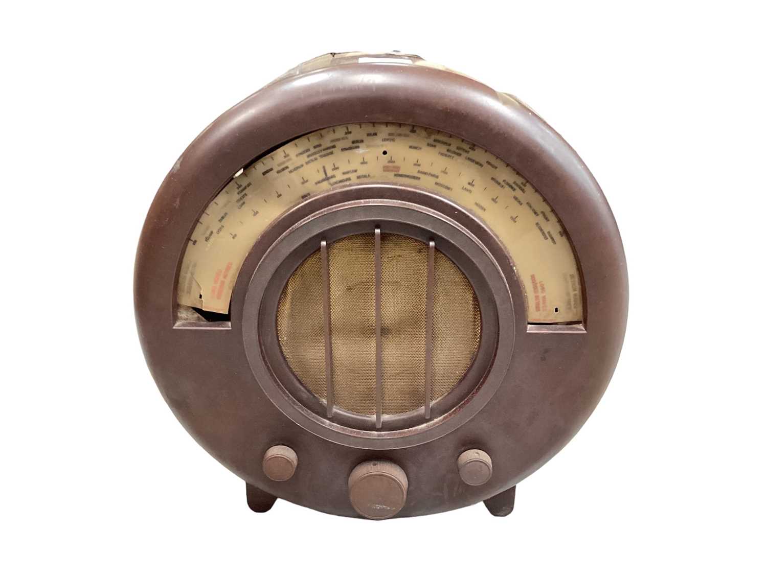 Round Radio Lot 2219 - Ekco Art Deco round bakelite AD65 radio