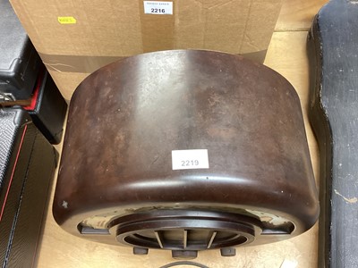 Lot 2219 - Ekco Art Deco round bakelite AD65 radio