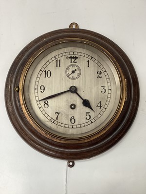 Lot 2586 - Early 20th century oak cased wall clock