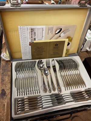 Lot 37 - Canteen of silver plated cutlery and canteen of Solingen gold plated cutlery