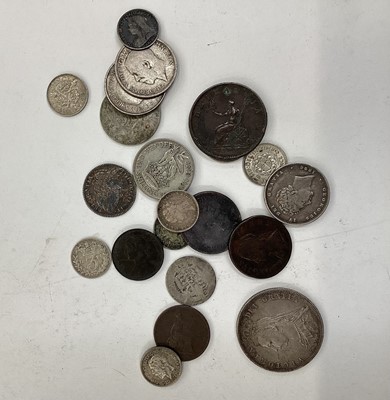 Lot 592 - World - Mixed coins & banknotes to include G.B. silver Victoria JH Double Florin 1887 AVF, George V Crown 1935 GEF, Roman Coins & others (Qty)