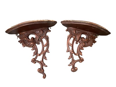 Lot 2560 - Pair of carved wood brackets with scrolled acanthus decoration