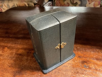 Lot 159 - Zenith Art Deco travelling alarm clock
