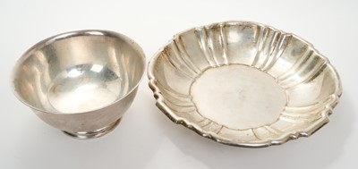 Lot 217 - American Sterling silver shaped dish and a sterling silver bowl