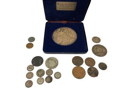 Lot 579 - G.B. - Mixed coins & medallions to include silver Crown Victoria JH 1891 AF, YH Shilling 1864 Die No. 35 VF, 'The Drake' limited edition commemorative silver medal map & others (Qty)