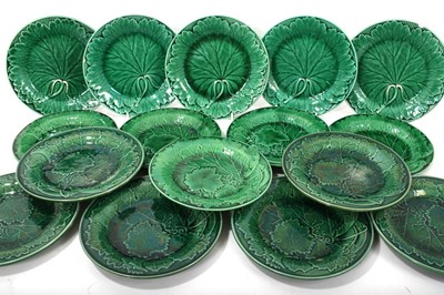 Lot 169 - Collection of Wedgwood green glazed leaf plates